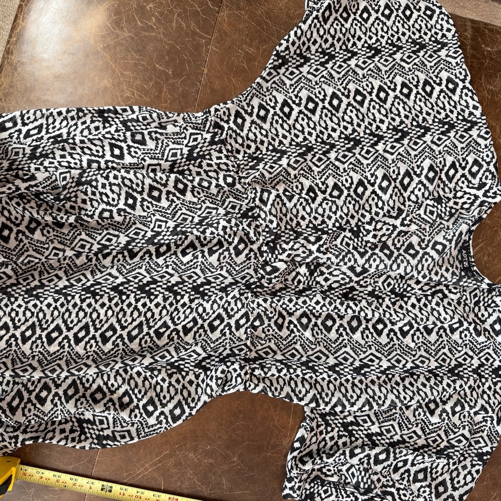 Apt. 9 Black and White Geometric Swim Coverup